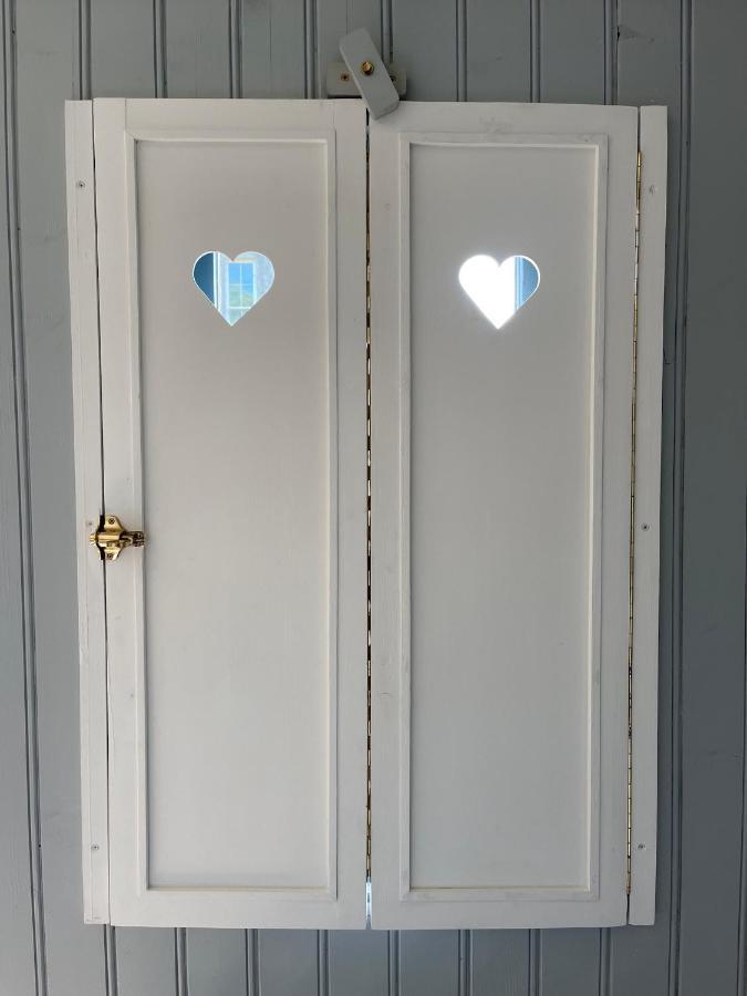 ホテル Hawthorn Hut Kilkenny Glamping At Jenkinstown House Jenkinstown Park エクステリア 写真